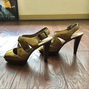 MARC FISHER 4” Gold Heels
